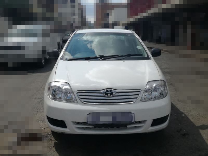 Set of Toyota Corolla Headlights (2002-2007) - Image 4